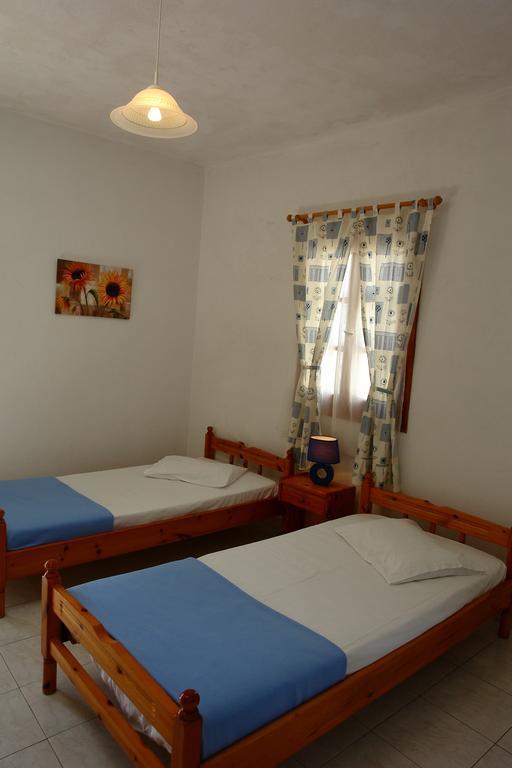 Irene Rooms Folégandros Екстериор снимка